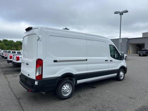 2025 Ford Transit-250 148 WB Medium Roof Cargo