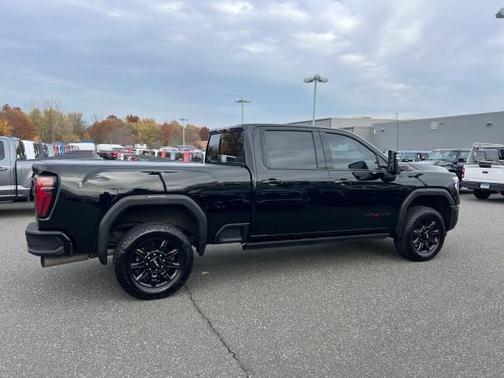 2024 GMC Sierra 2500 AT4