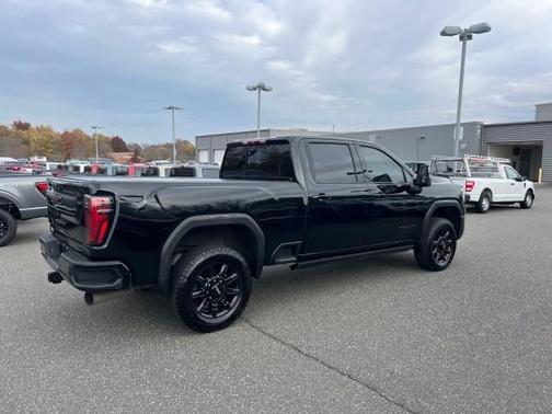 2024 GMC Sierra 2500 AT4