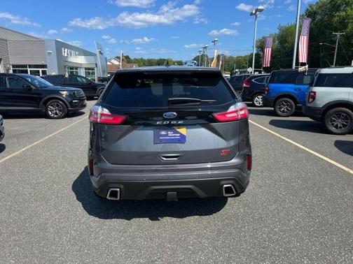 2022 Ford Edge ST