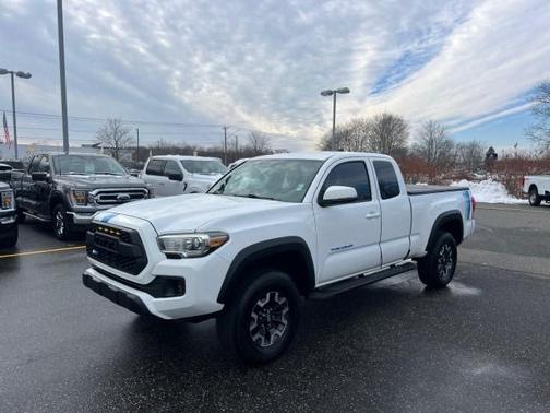 2016 Toyota Tacoma SR5