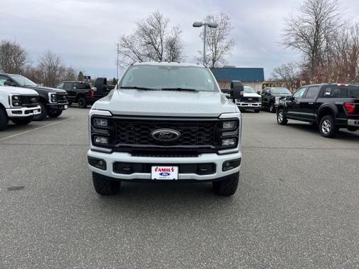 2025 Ford F-350 Lariat Super Duty