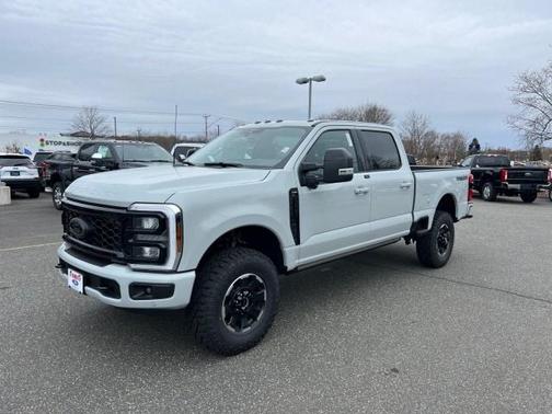 2025 Ford F-350 Lariat Super Duty