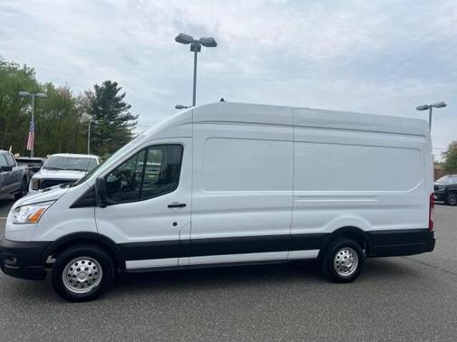 Oxford White 2022 Ford Transit-250 Base