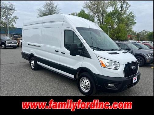 Oxford White 2022 Ford Transit-250 Base
