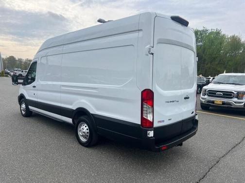Oxford White 2022 Ford Transit-250 Base