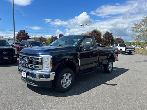 2025 Ford F-350 XLT