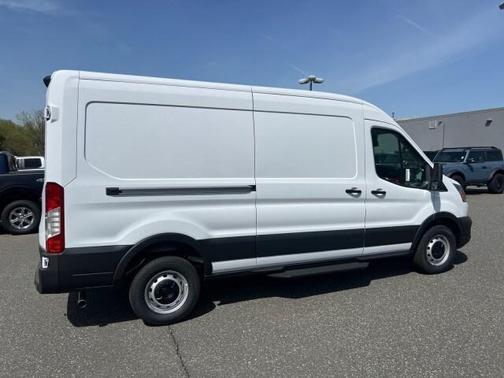 2025 Ford Transit-250 148 WB Medium Roof Cargo