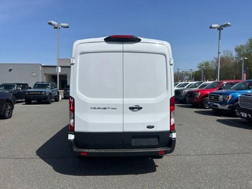 2025 Ford Transit-250 148 WB Medium Roof Cargo