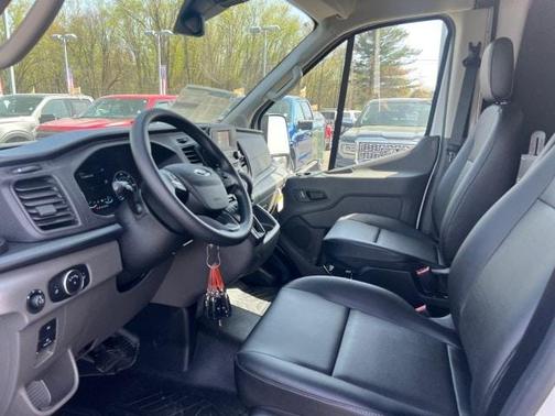 2025 Ford Transit-250 148 WB Medium Roof Cargo