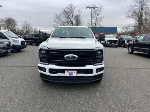2025 Ford F-350 Platinum