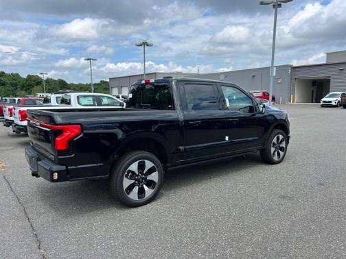 2025 Ford F-150 Lightning Platinum