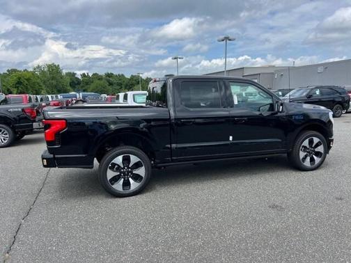 2025 Ford F-150 Lightning Platinum