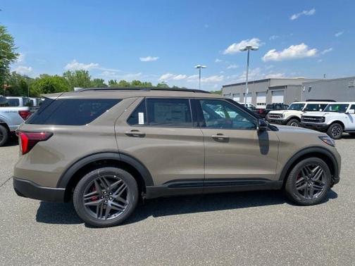 Gray 2026 Ford Explorer ST