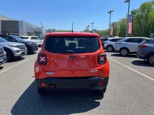 2016 Jeep Renegade Trailhawk