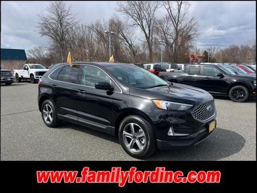 Agate Black Metallic 2023 Ford Edge SEL