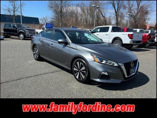 Gun Metallic 2021 Nissan Altima 2.5 SV