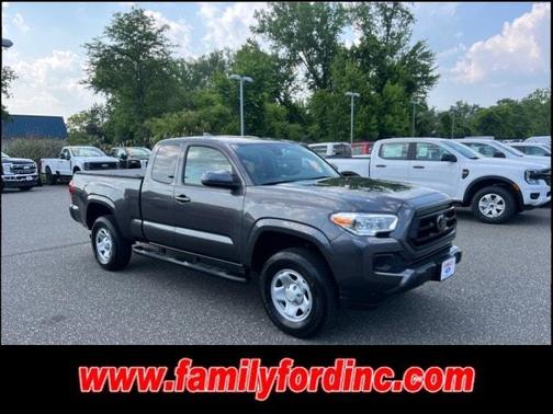 2022 Toyota Tacoma SR