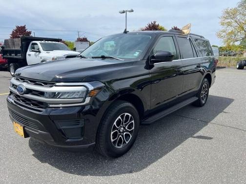 Agate Black Metallic 2024 Ford Expedition Max XLT