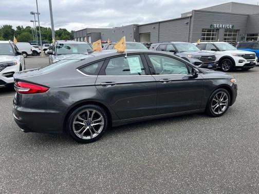 2020 Ford Fusion SEL