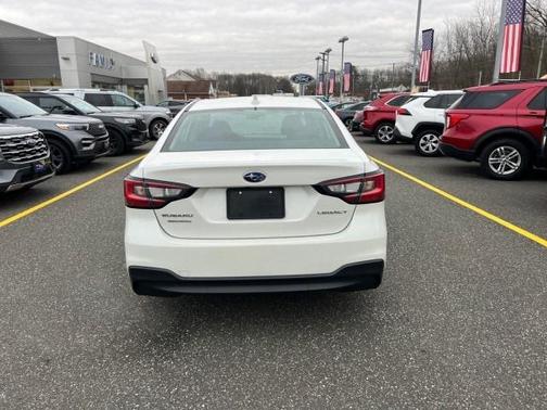 2022 Subaru Legacy Base (CVT)