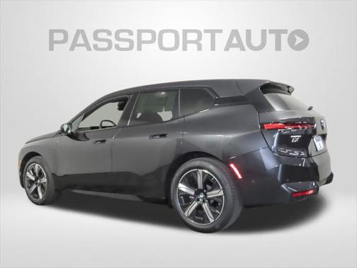 2026 BMW iX xDrive45