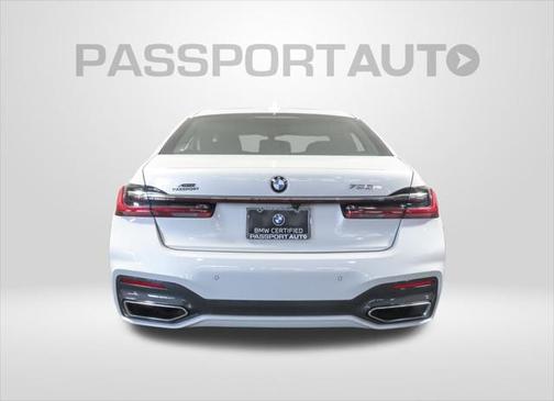 2022 BMW 750 i xDrive