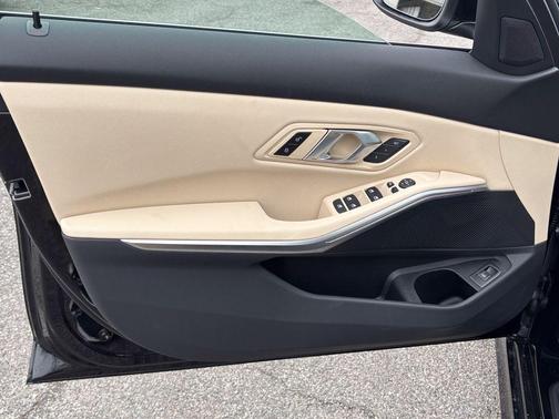 2026 BMW 330 xDrive NA