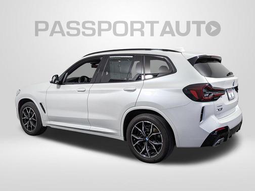 Mineral White Metallic 2023 BMW X3 xDrive30i