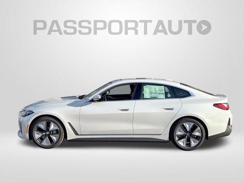 Mineral White Metallic 2026 BMW i4 Gran Coupe xDrive40