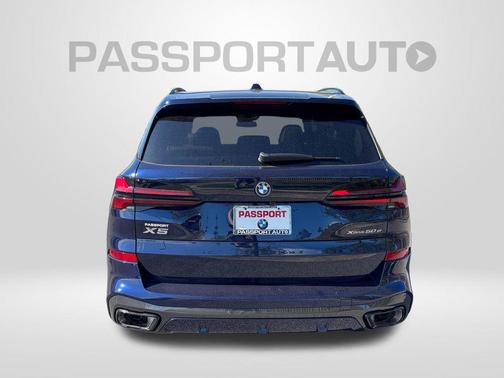 Tanzanite Blue II Metallic 2026 BMW X5 PHEV xDrive50e