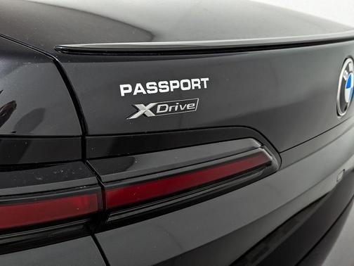 2026 BMW 740 i xDrive