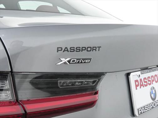 2025 BMW 330 i xDrive