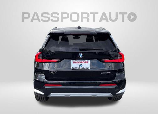 Black Sapphire Metallic 2026 BMW X1 xDrive28i