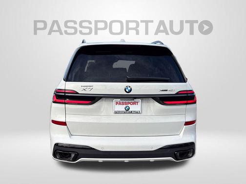 2026 BMW X7 xDrive40i