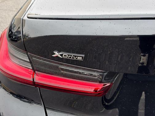 2026 BMW 330 xDrive NA