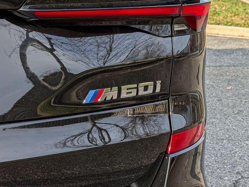 2026 BMW X5 M60i