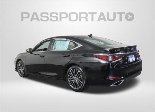 2022 Lexus ES 350 Base