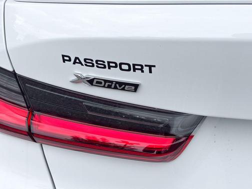Alpine White 2026 BMW 330 xDrive NA