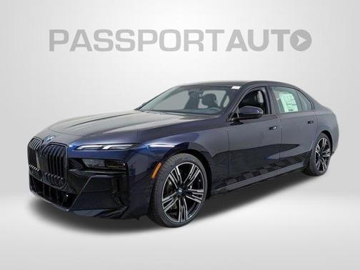 Carbon Black Metallic 2026 BMW i7 xDrive60