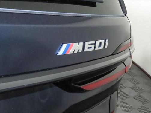 2026 BMW X7 M60i