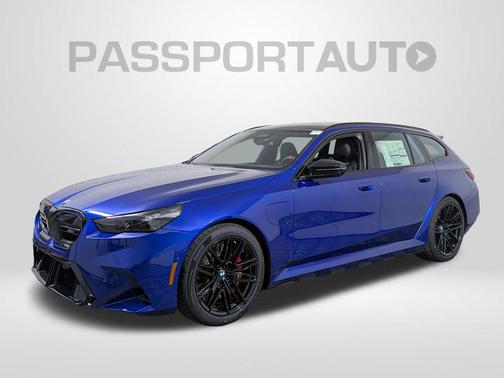 Marina Bay Blue Metallic 2026 BMW M5 Base