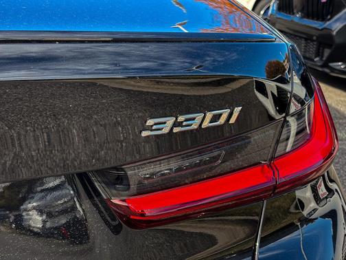 2026 BMW 330 i xDrive