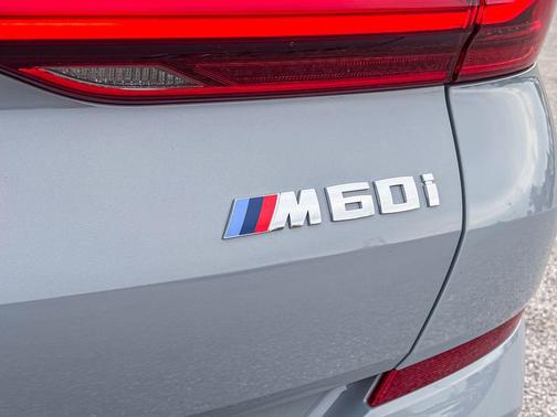 2026 BMW X6 M60i