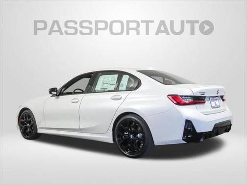 2025 BMW 330 i xDrive