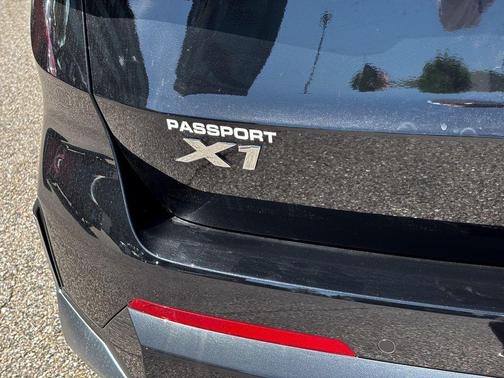 Black Sapphire Metallic 2026 BMW X1 xDrive28i