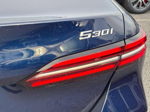 2026 BMW 530 i xDrive