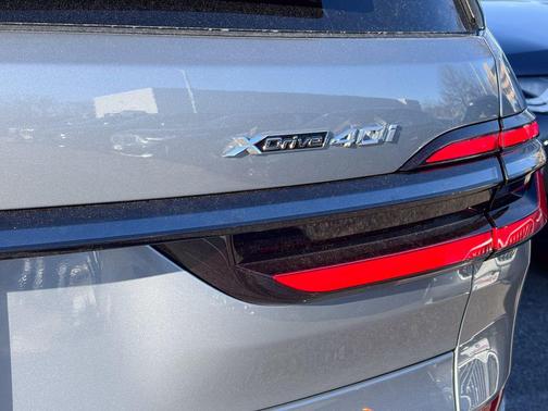 2026 BMW X7 xDrive40i