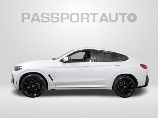 2025 BMW X4 xDrive30i