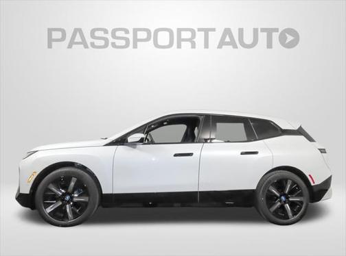 2025 BMW iX xDrive50